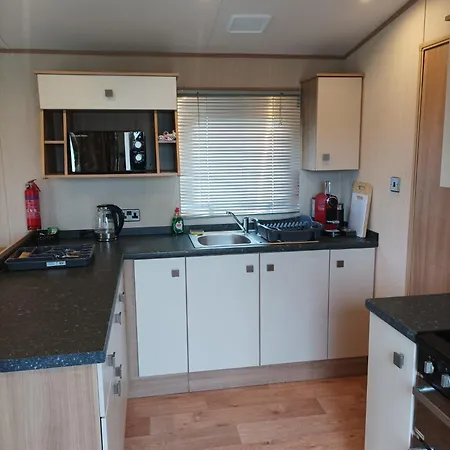 Cozy Caravan - Bright *