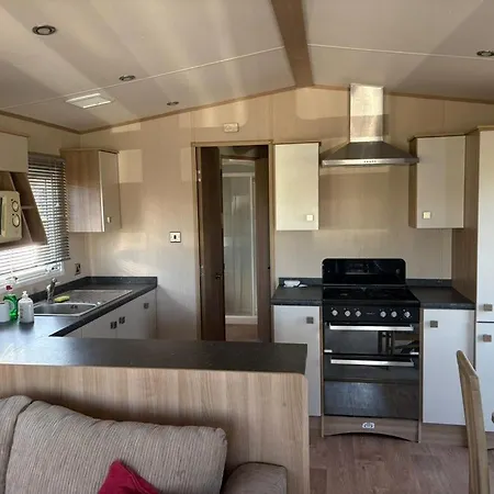 Campsite Cozy Caravan - Bright Great Ormside